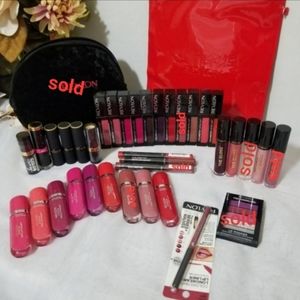 Lot of makeup Revlon makeup bundle - LipGloss, Lipstick, Lipliner, makeup bag